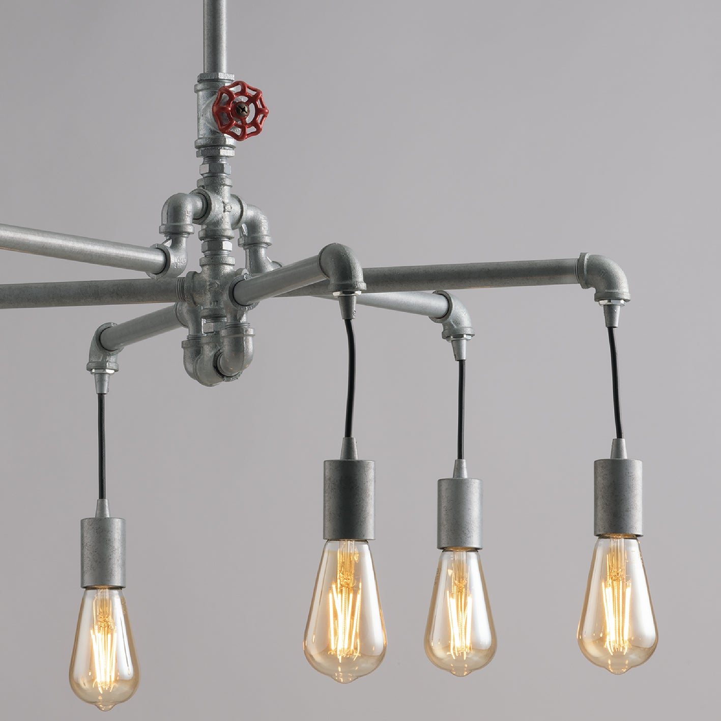 Sospensione 6 luci metallo effetto zincato stile tubi e rubinetti 6XE27 non incl. AMARCORD Sospensione 6 luci metallo effetto zincato stile tubi e rubinetti 6XE27 non incl. AMARCORD